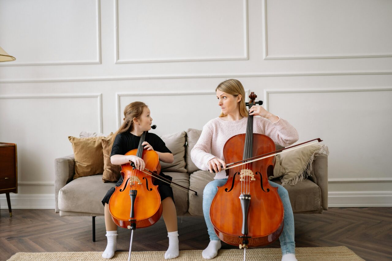 A Comprehensive Guide to Learning the Cello: Tips and Resources
